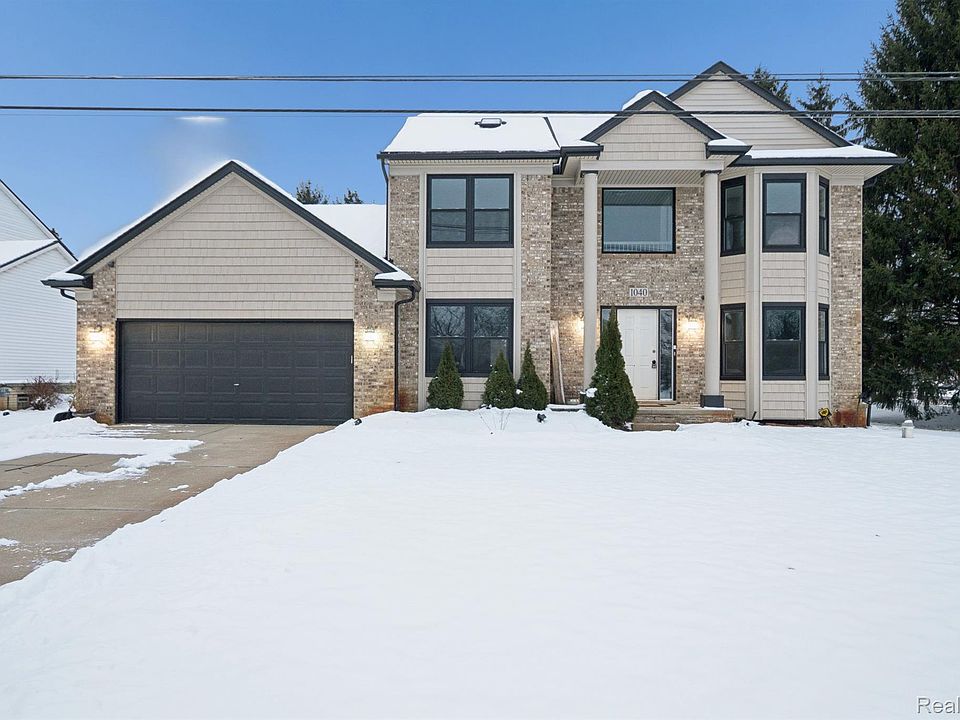 1st image of 1040 Drakeshire Dr