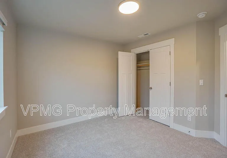 313 E Caribou Ct — Photo 19
