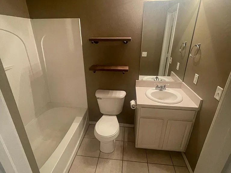 18604 Piedra Dr — Photo 20