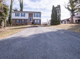 371 Freshfield Ln, Arnold, MD 21012