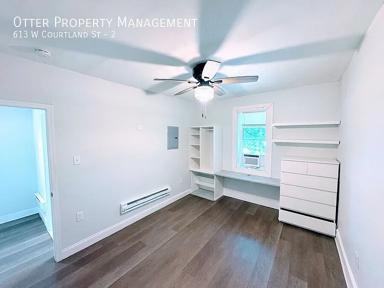 613 W Courtland St #2 — Photo 8