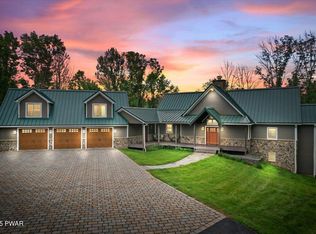 1038 Milanville Rd, Beach Lake, PA 18405