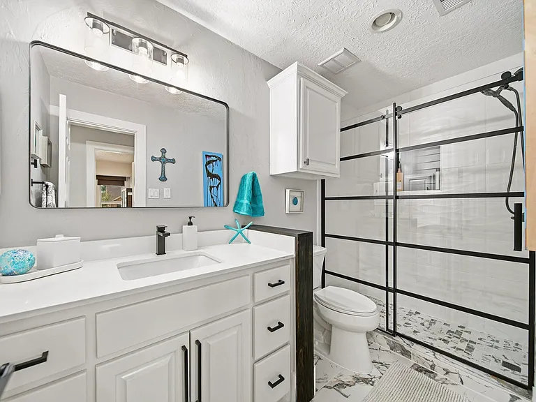 906 Maple Branch Ln — Photo 16