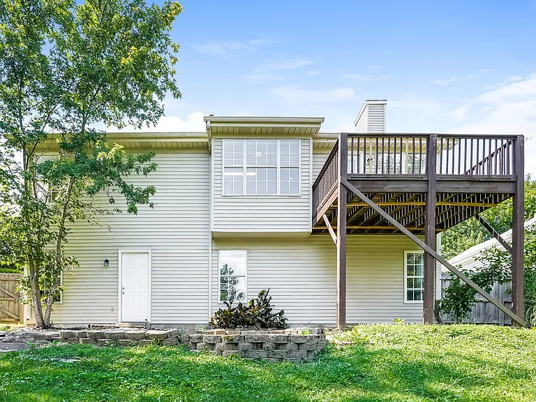 1207 Cedarbend Dr — Photo 17