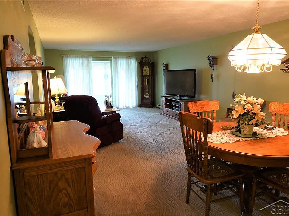 205 Kennely Rd Saginaw MI Zillow