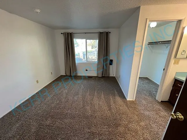 18138 Seaman Ave — Photo 9