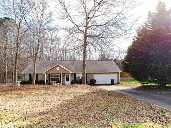 101 Senoia Springs Dr