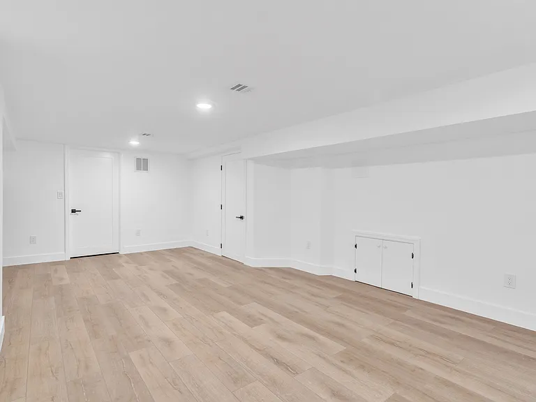 36 Melrose Ave #1 — Photo 19