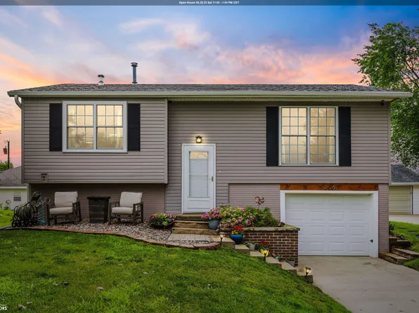 206 Main St, Grinnell, IA 50112