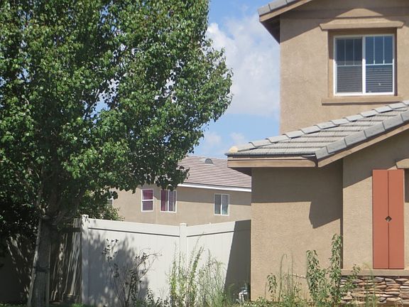 4th image of 12372 Ganesta Ct