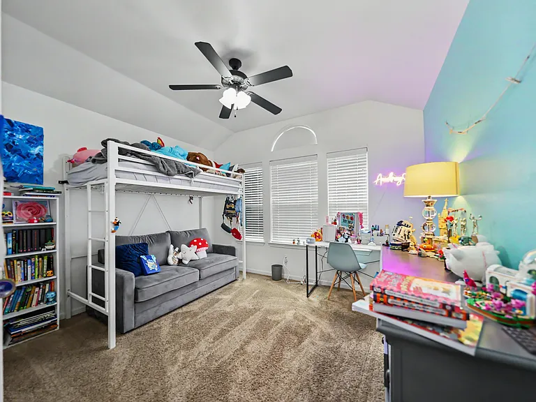 1123 Abbey Rdg — Photo 13
