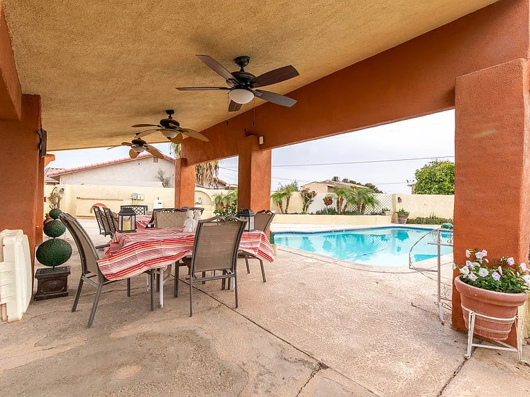 1714 Elena Dr — Photo 32