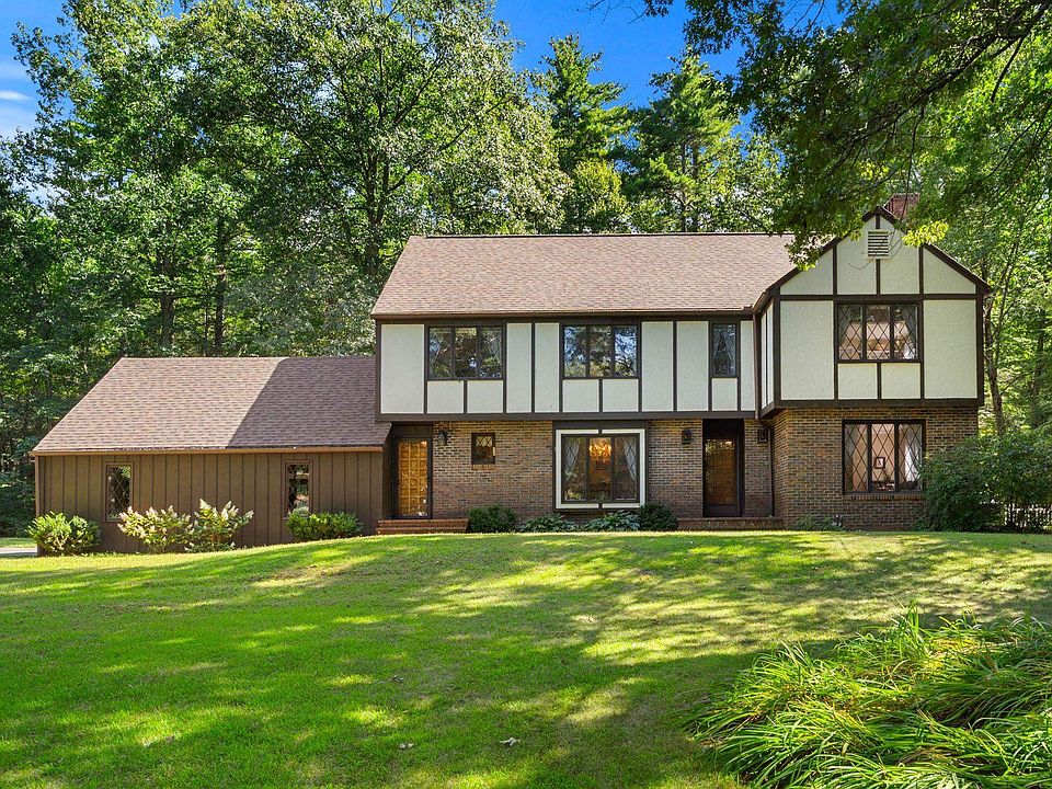 1st image of 39 Ashbrook Drive