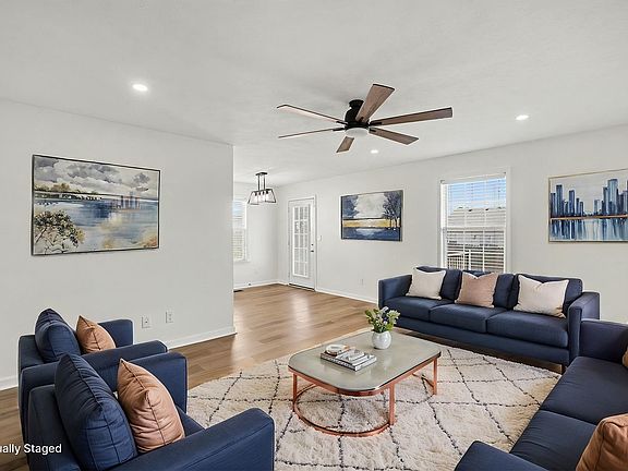 3rd image of 1847 Emily Ln