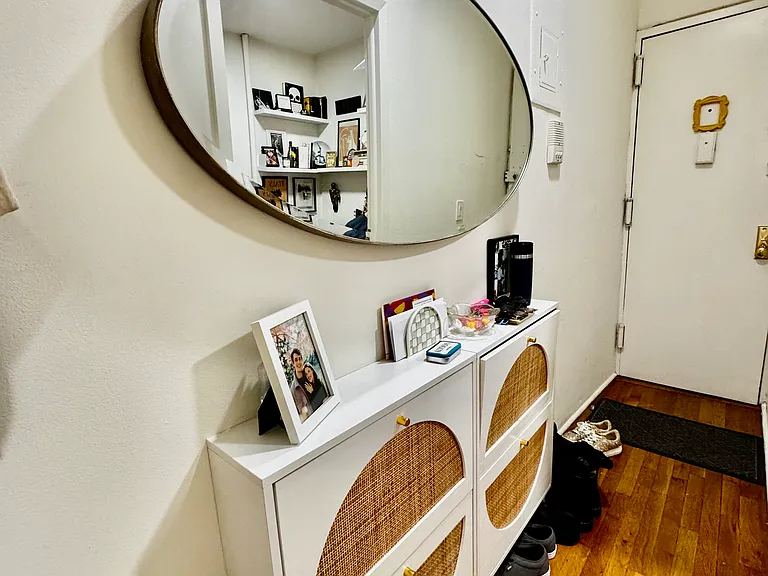 435 E 75th St #5 — Photo 22