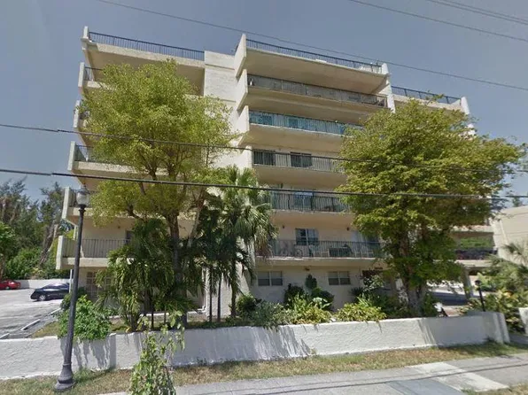 16508 NE 26th Ave, North Miami Beach, FL