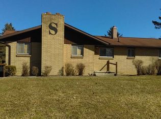 303 Cemetery St, Gladwin, MI 48624