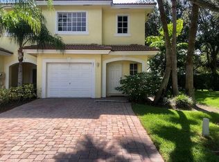 681 Imperial Lake Rd, West Palm Beach, FL 33413