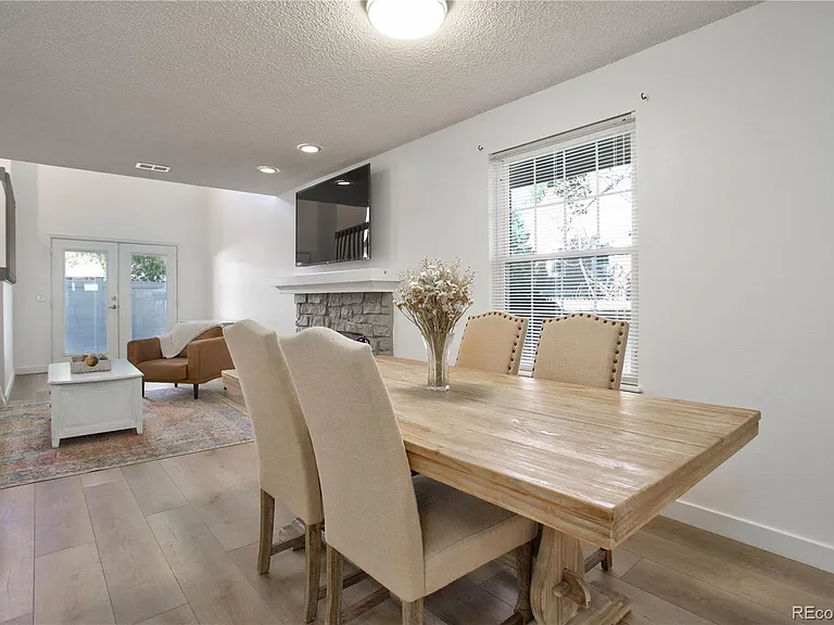 1370 S Idalia St #D — Photo 6