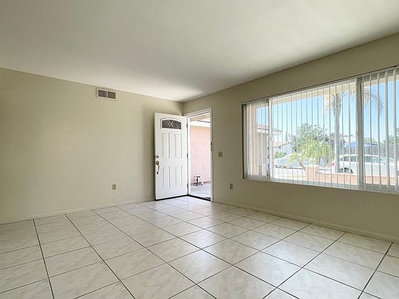 3rd image of 7730 Parkdale Pl