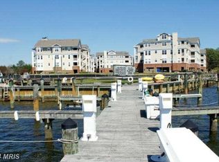 414 Oyster Bay Pl #201, Solomons, MD 20688