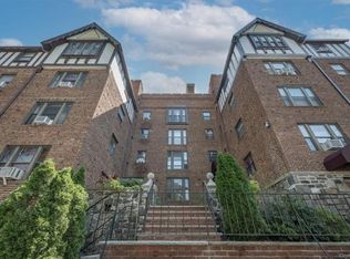 36 Westview Ave APT 1G, Eastchester, NY 10707