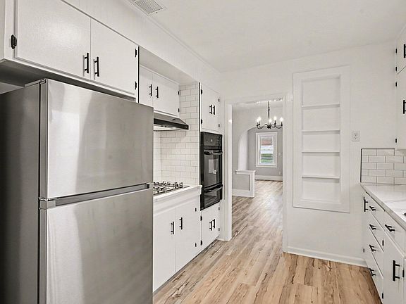 4th image of 258 Surby Ave
