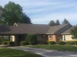 8149 Dell Rd, Saline, MI 48176