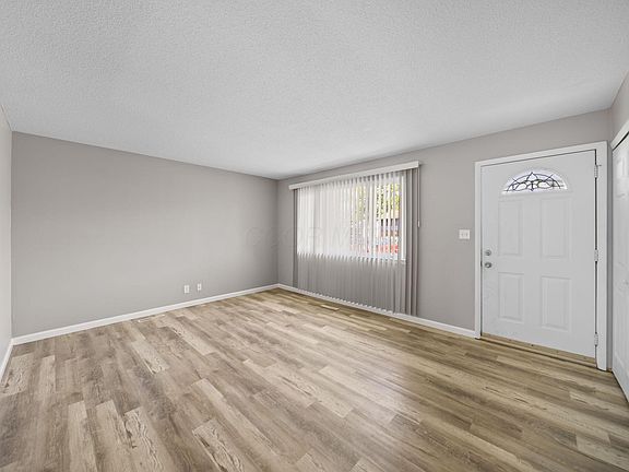 5th image of 3063 Chelford Dr