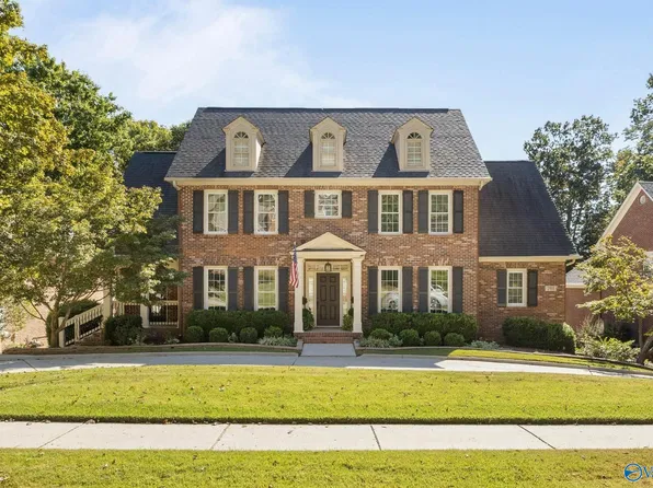 2911 Hampton Cove Way SE, Owens Cross Roads, AL 35763