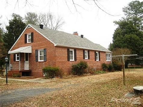 987 ED JOY RD Back