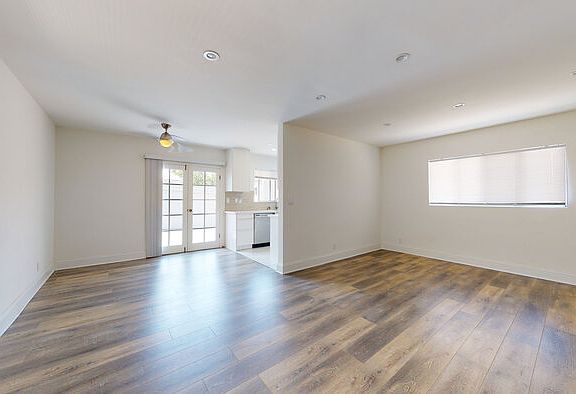 3rd image of 2921 Arizona Ave APT 7