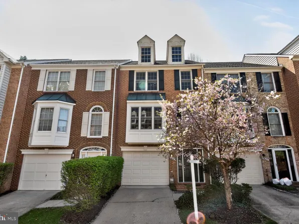 5429 Whitley Park Ter, Bethesda, MD 20814
