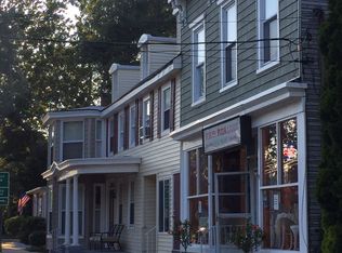 24369 W Main St APT C, Columbus, NJ 08022