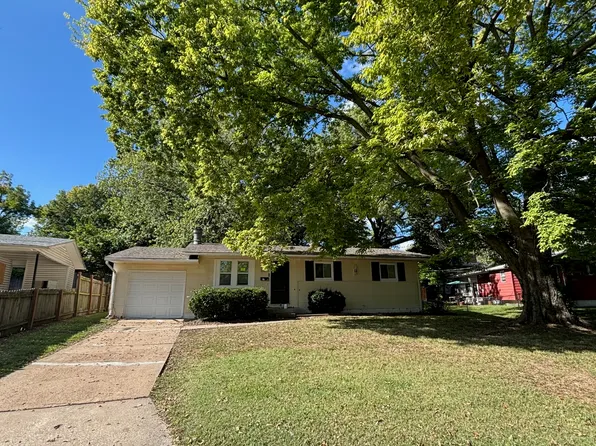 10213 Durness Dr, Saint Louis, MO 63137