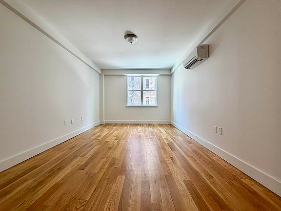 3rd image of 1543 E 19th St #8E