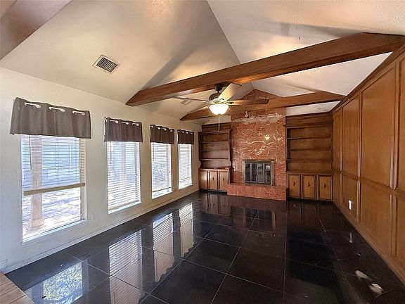 3rd image of 14307 Burgoyne Rd