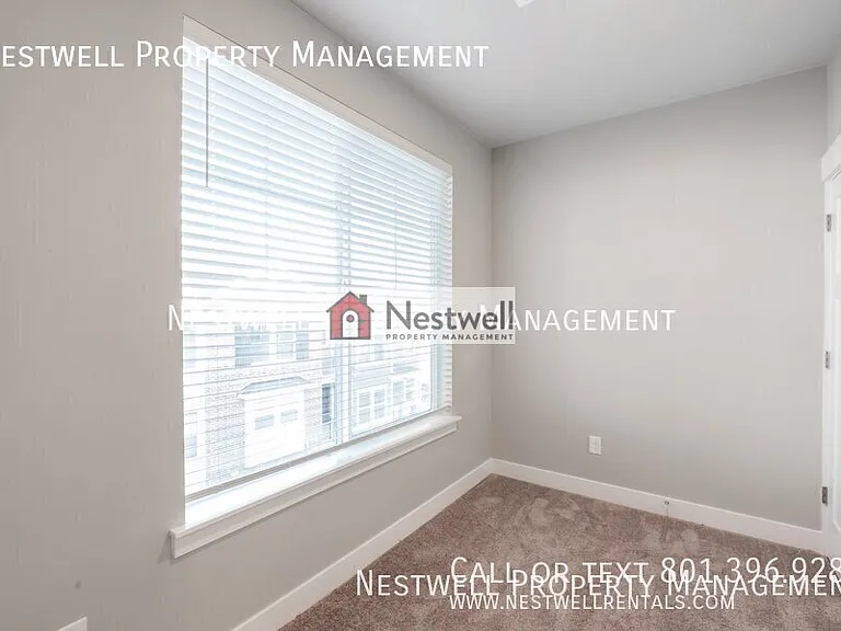 753 N Favreau Ln #U301 — Photo 5