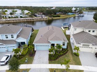 5413 Wishing Arch Dr, Apollo Beach, FL 33572