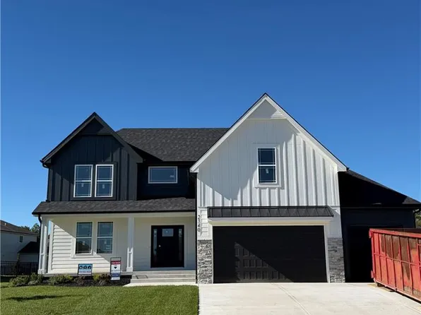2340 Foxtail Dr, Kearney, MO 64060