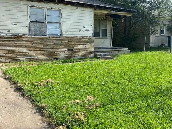 109 W 49th St N, Tulsa, OK 74126