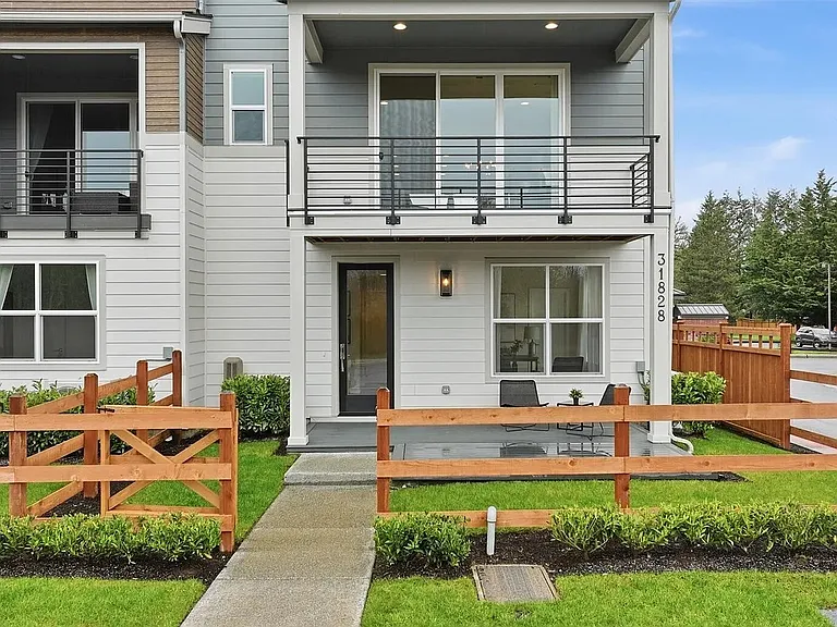 Valley Vista St — Photo 1
