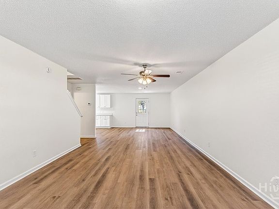 4th image of 12 Willow Lakes Drive