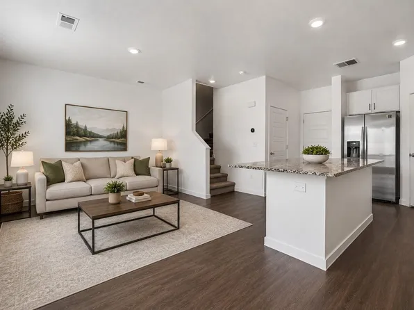 1353 Reynolds St #17B, Fort Lupton, CO 80621
