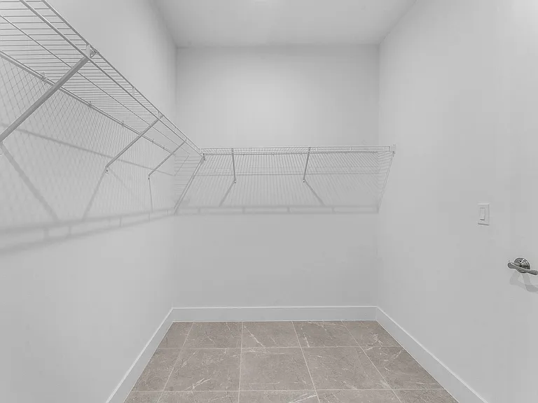 888 SW Newfield Pkwy — Photo 28