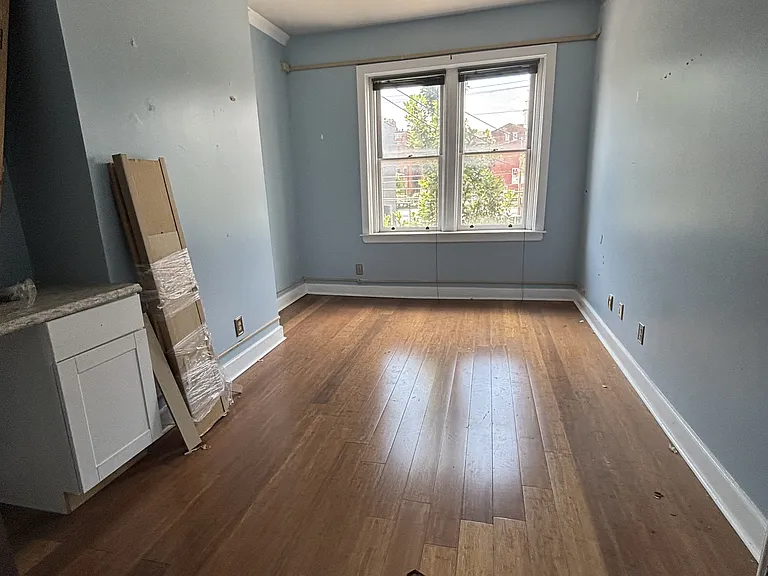 1212 Sycamore St #12 — Photo 8