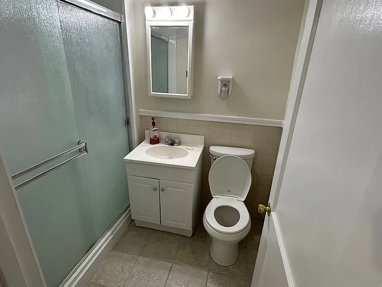 1119 Fayne Rd — Photo 7