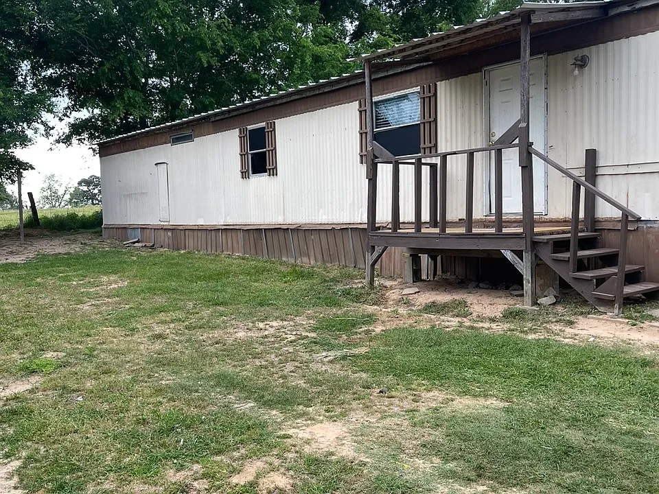 283 County Road 3145