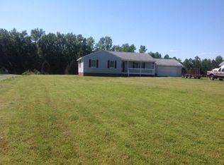 10294 Woods Cross Rd, Gloucester, VA 23061