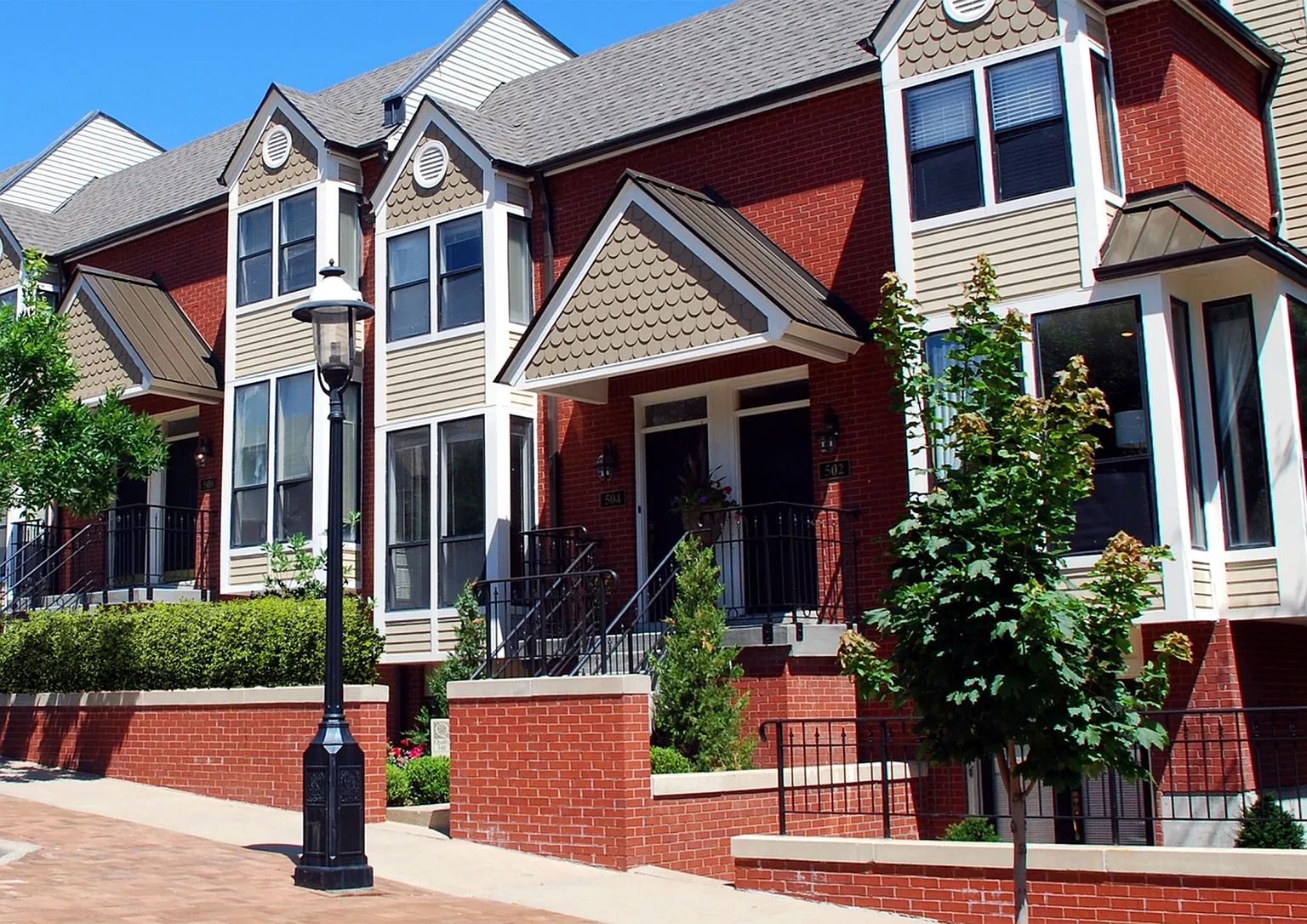 Quality Hill Apartments — Photo 4